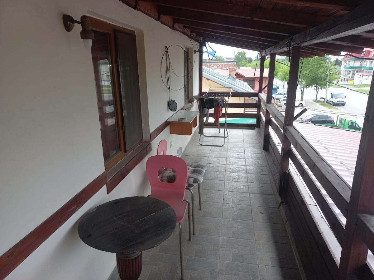 Double Room With Private Bathroom By Osteria Constantino ترجوفيشت المظهر الخارجي الصورة