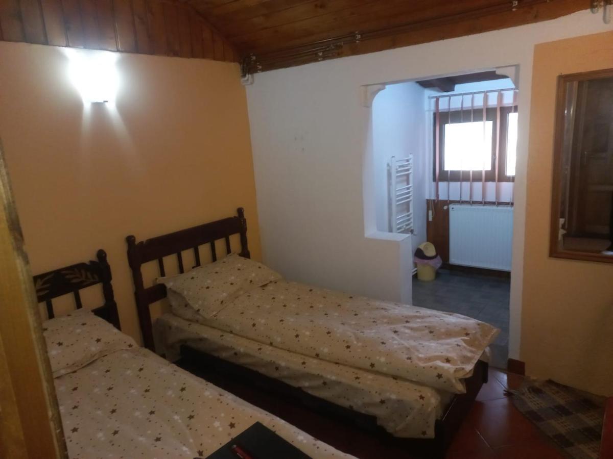 Double Room With Private Bathroom By Osteria Constantino ترجوفيشت المظهر الخارجي الصورة